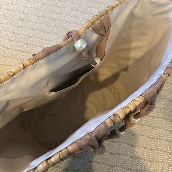 Pamela Munson Isla Bahia Pearl Tote Bag - Picture 5 of 8